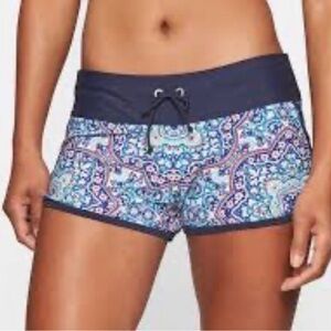 Athleta Blue and White Swim Coverup Shorts